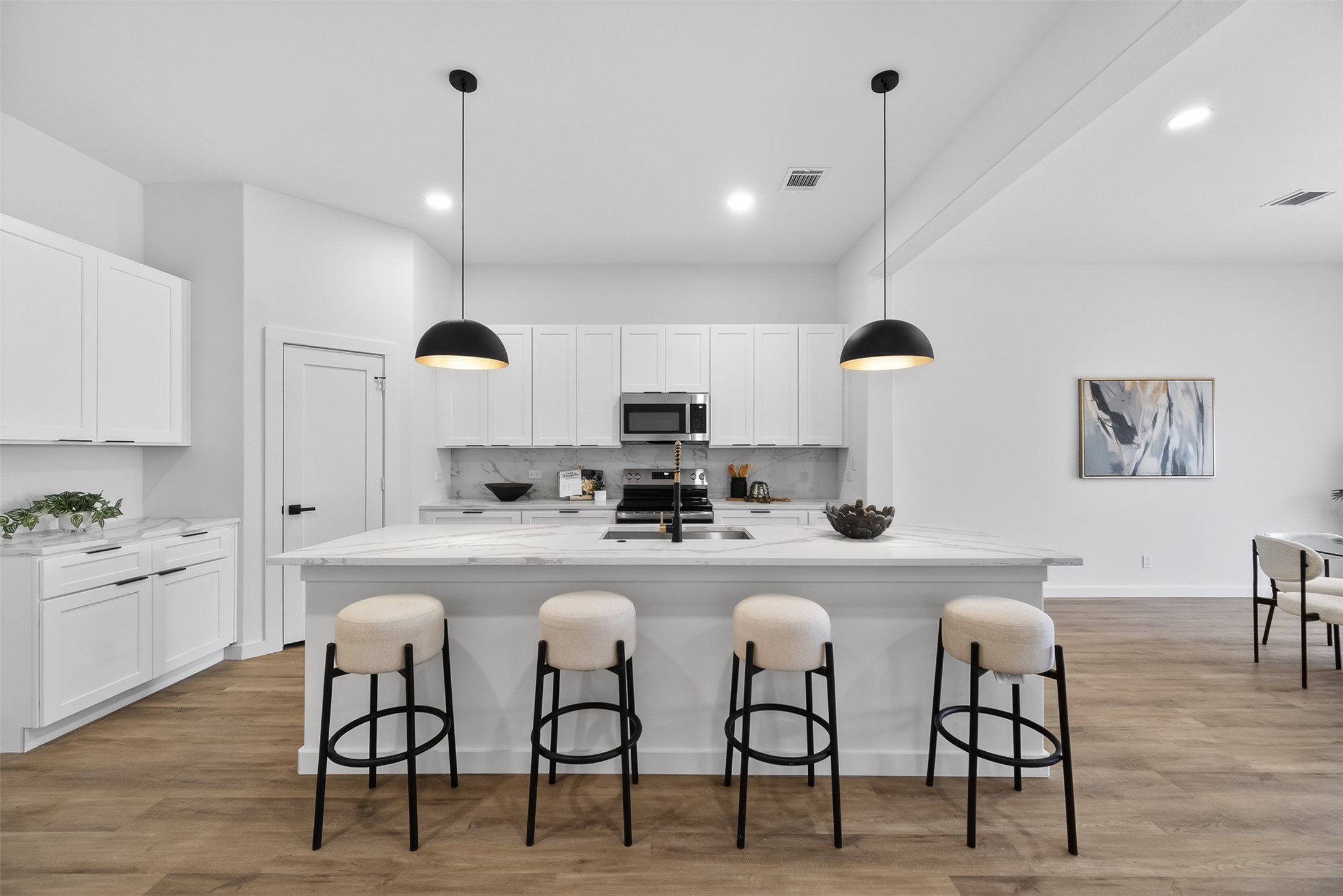 555 Burrell Drive Dallas TX 75232