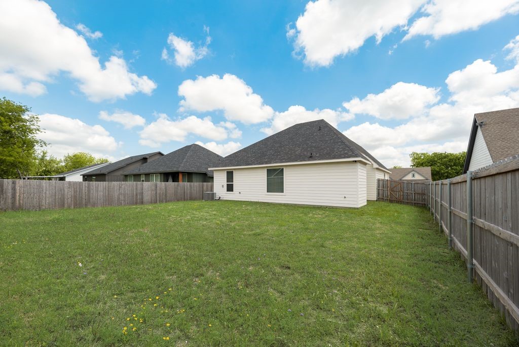 109 Vaughn Meadows Drive Tom Bean TX 75491