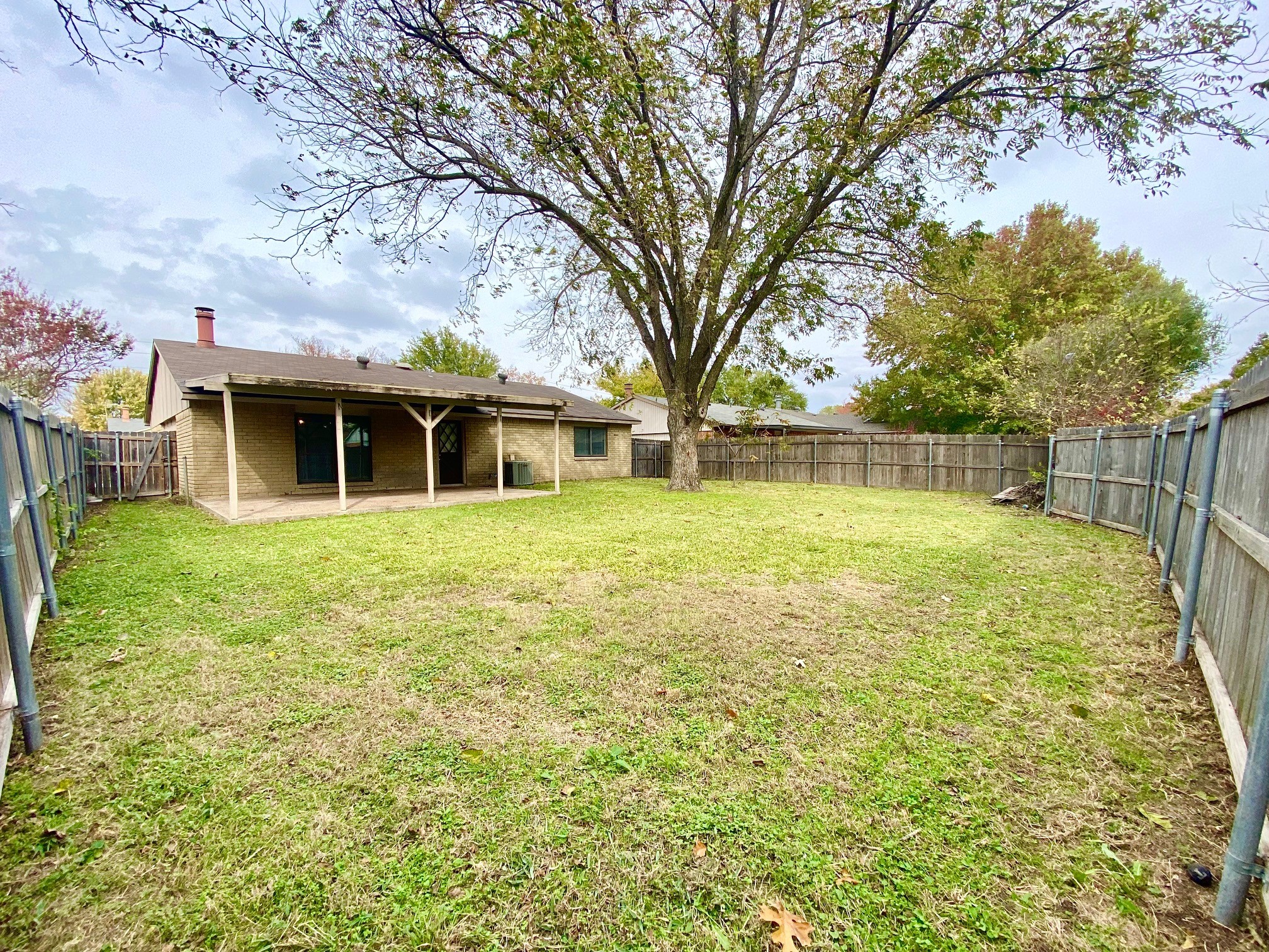 1409 Independence Trail Grand Prairie TX 75052