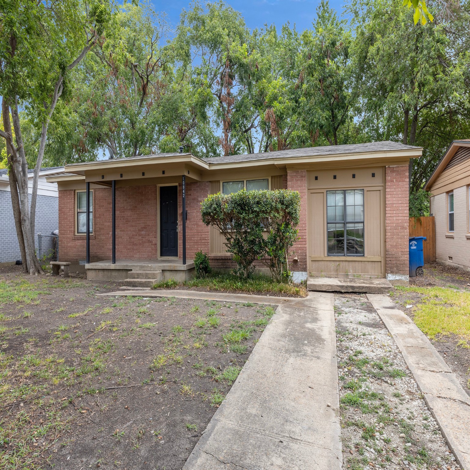 10842 Sharondale Drive Dallas TX 75228