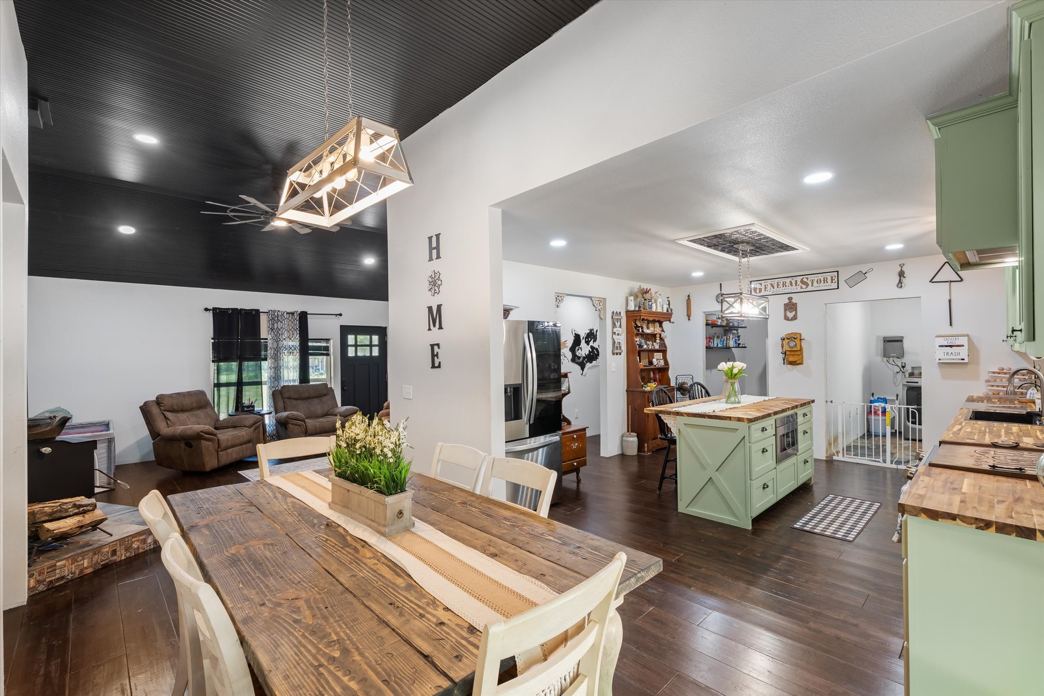 3896 Fm 1255 Grand Saline TX 75140