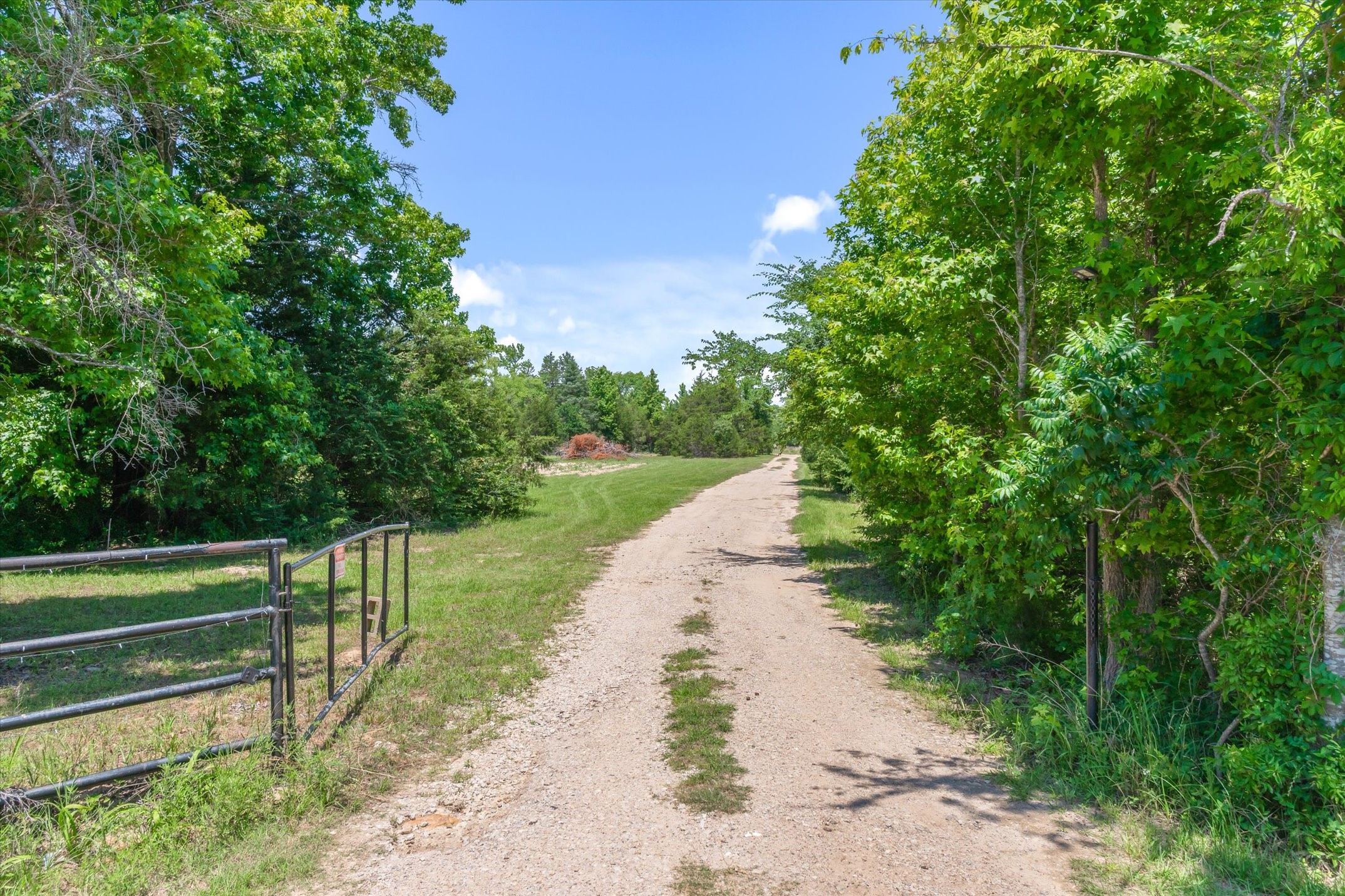 3896 Fm 1255 Grand Saline TX 75140