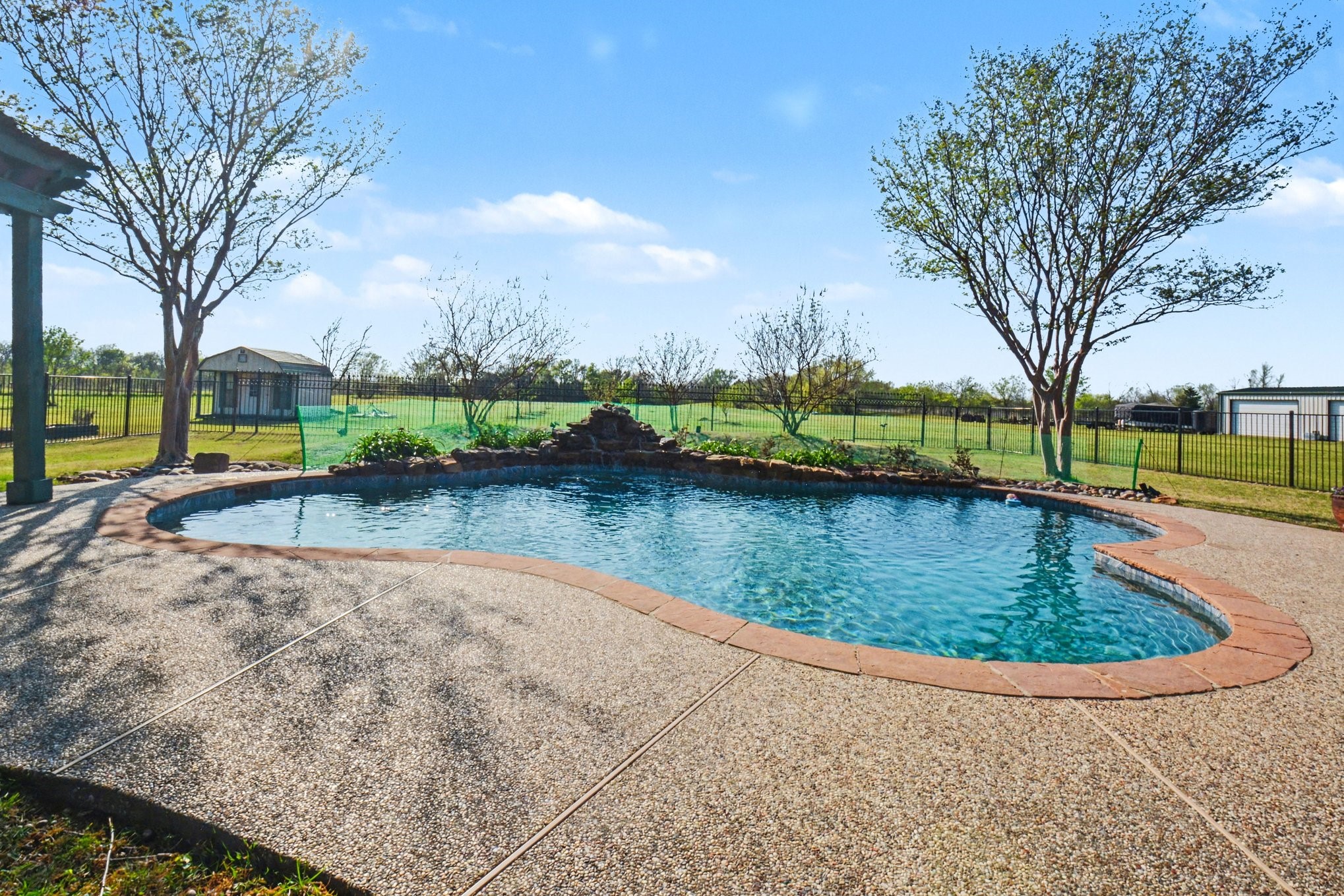 2811 Gilmer Street Caddo Mills TX 75135