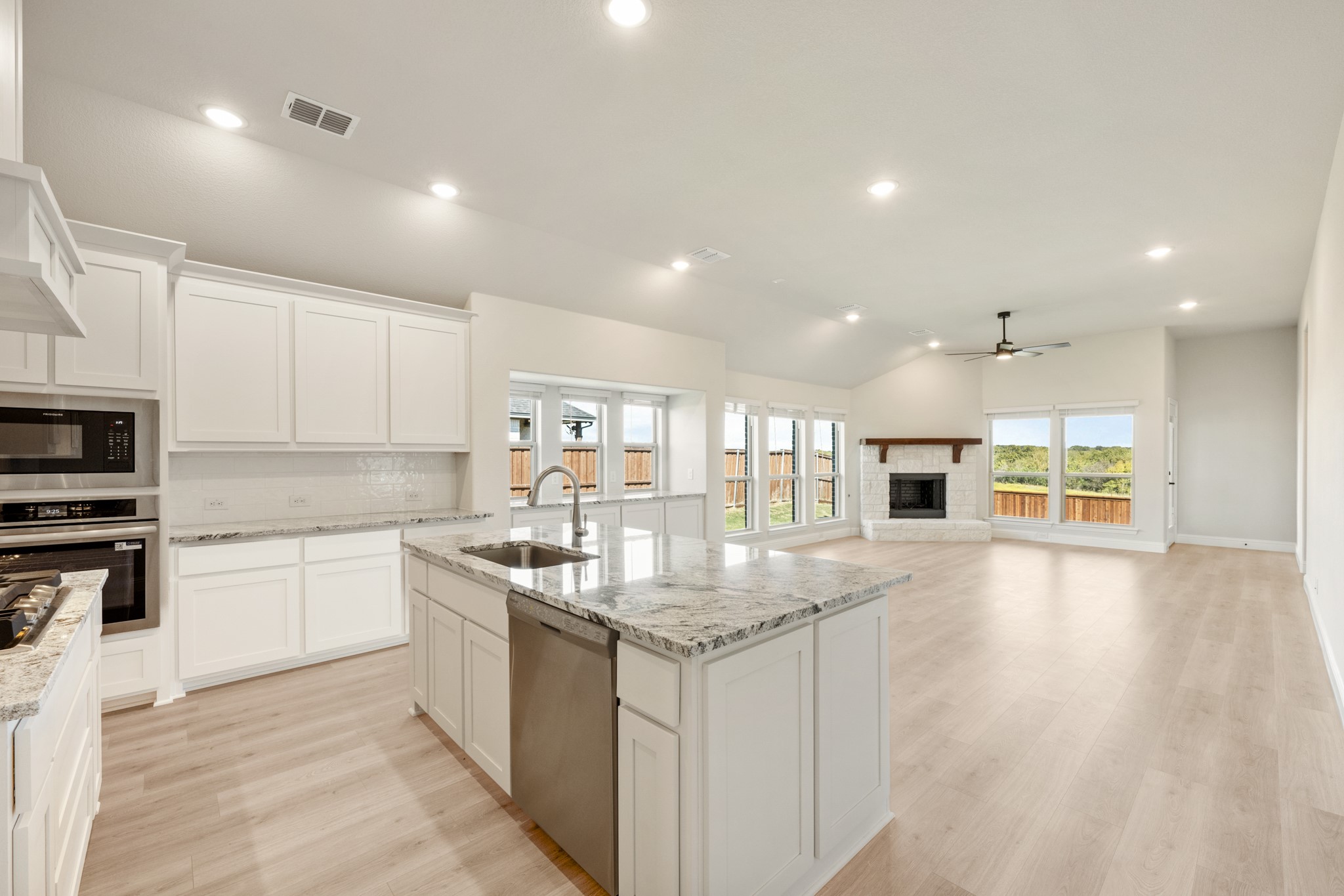 11824 Serval Street Godley TX 76044