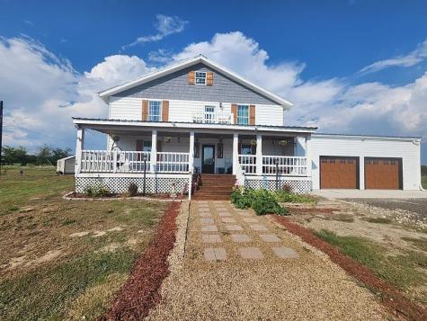 5795 Fm 513 S Lone Oak TX 75453
