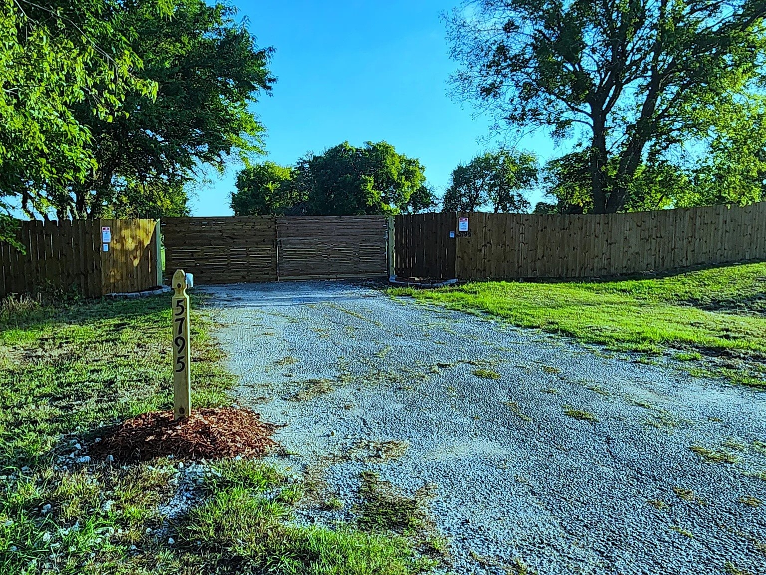 5795 Fm 513 S Lone Oak TX 75453