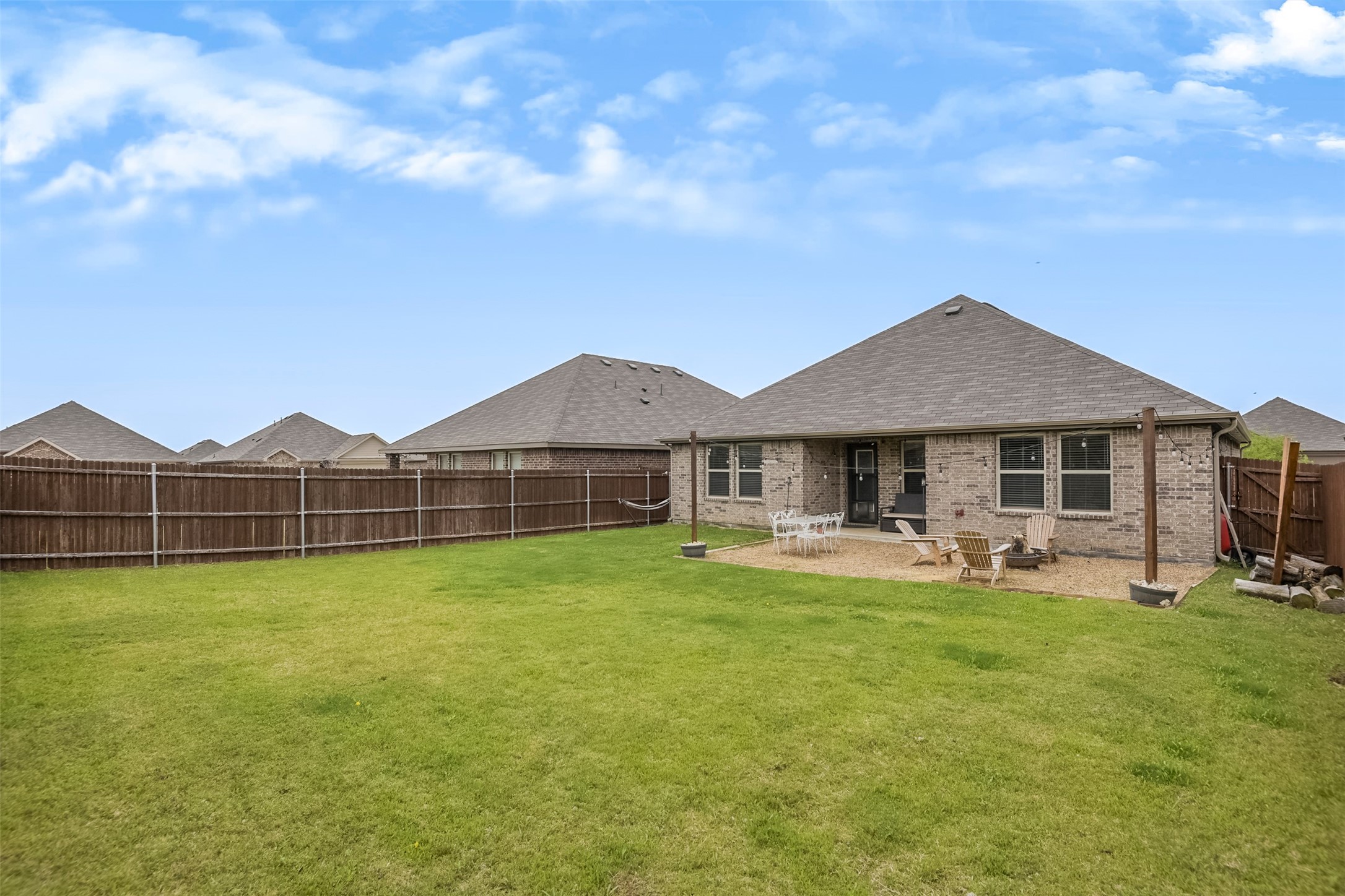 1110 Baldwin Lane Ennis TX 75119