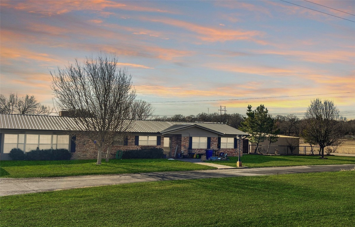 1876 Us Highway 380 E Graham TX 76450