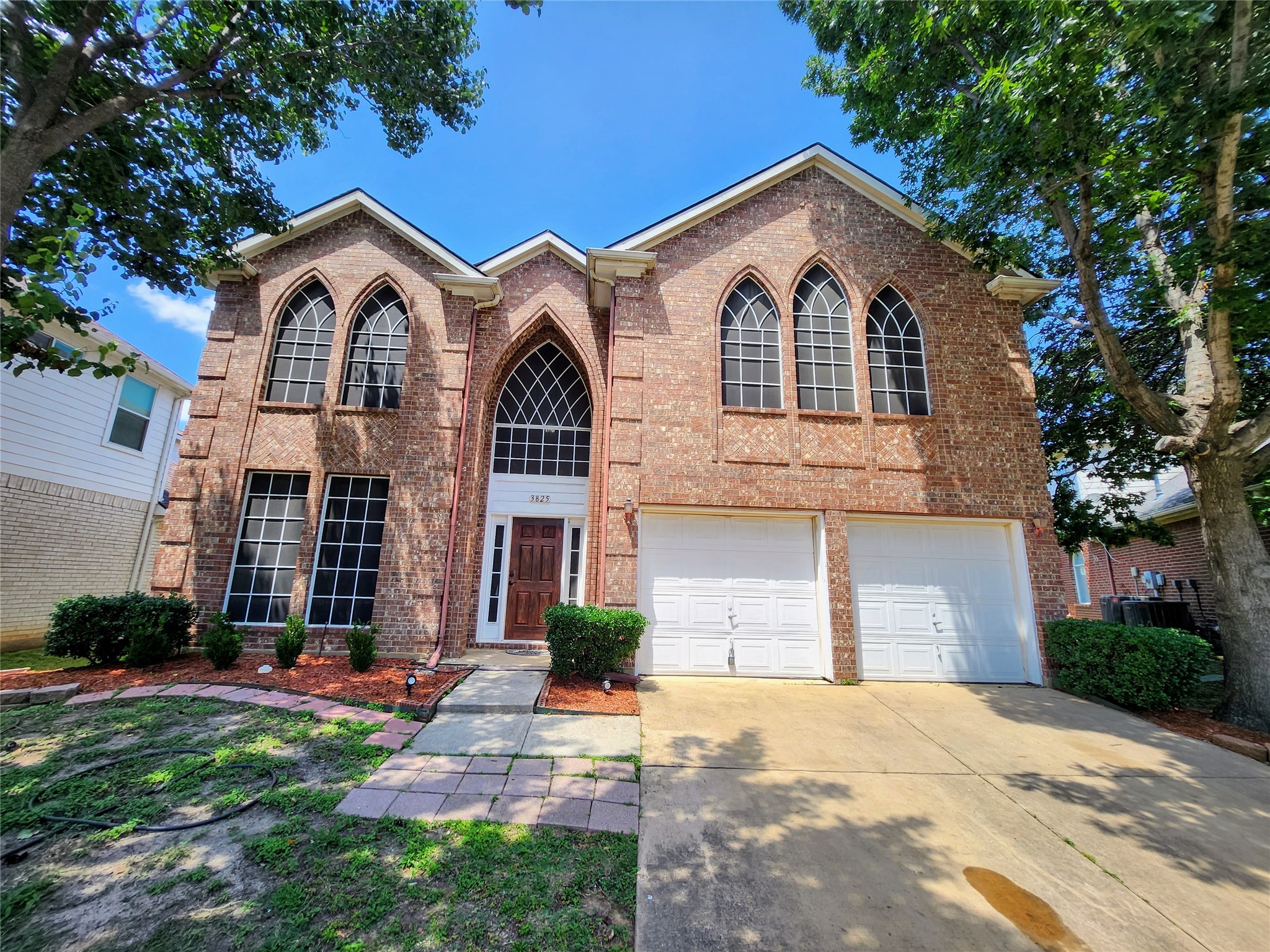 3825 Burr Oak Court Bedford TX 76021