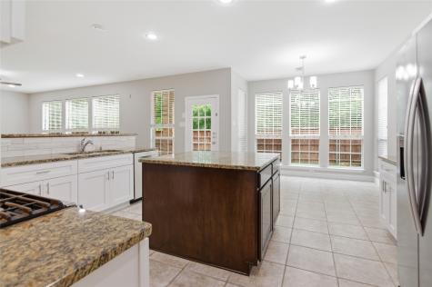 1411 Golf Club Drive Lantana TX 76226