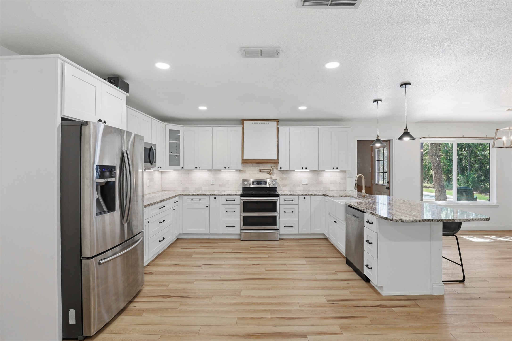 31424 N Us Highway 281 Lipan TX 76462