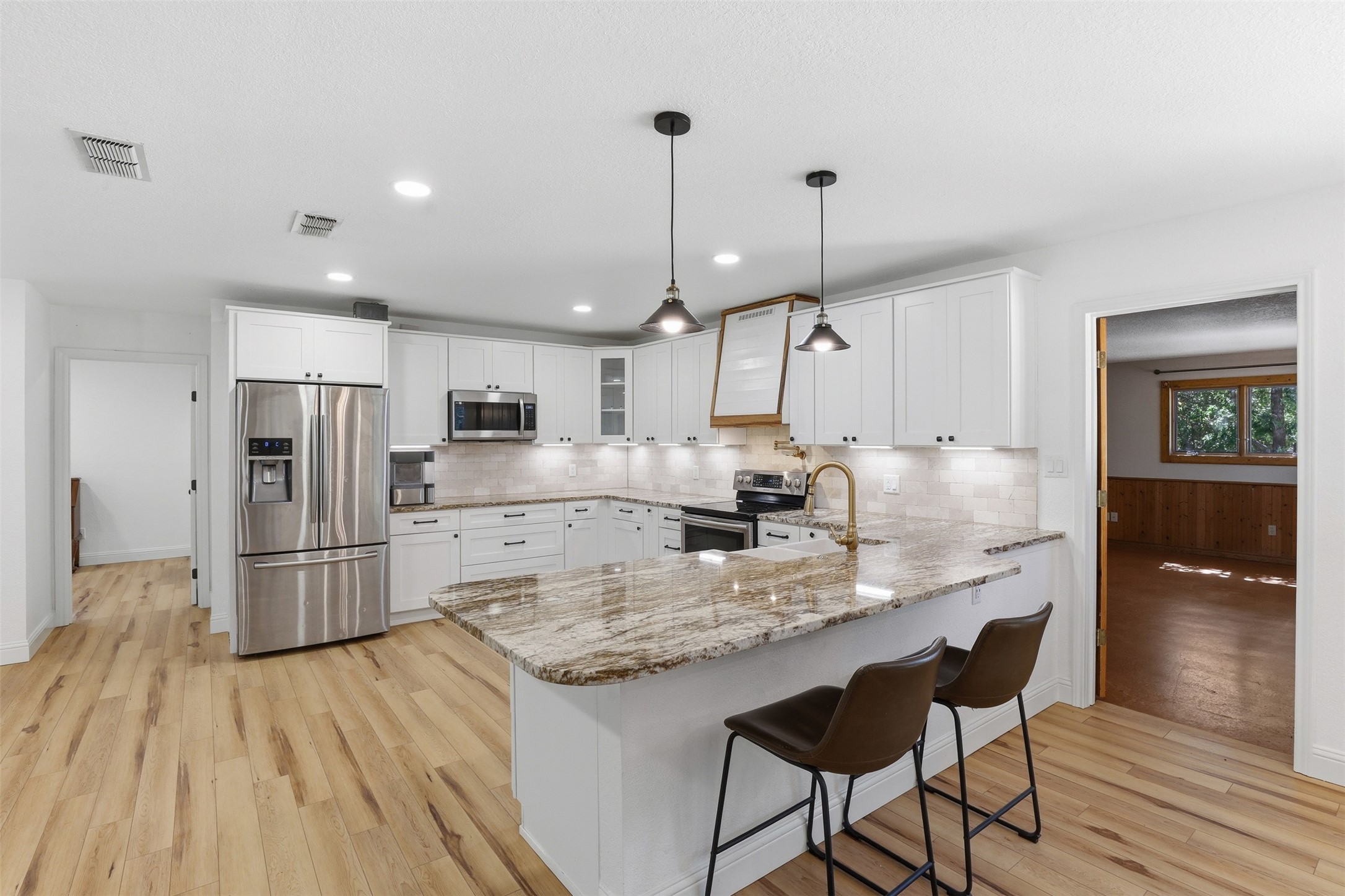 31424 N Us Highway 281 Lipan TX 76462