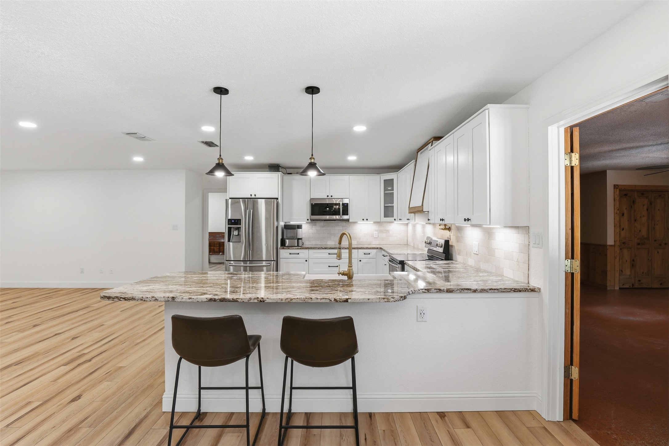 31424 N Us Highway 281 Lipan TX 76462