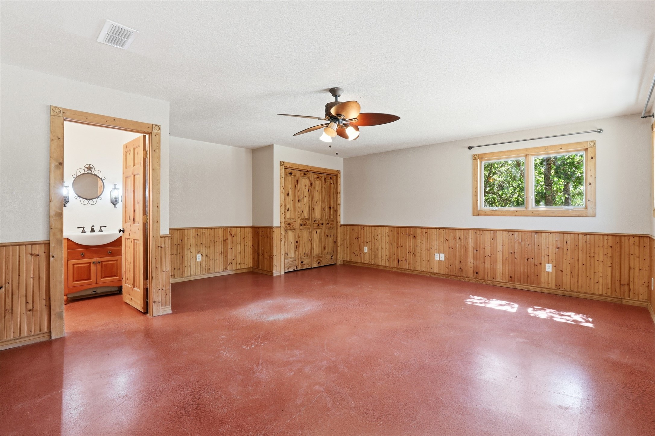 31424 N Us Highway 281 Lipan TX 76462