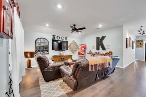 1200 Fairbanks Drive Ennis TX 75119