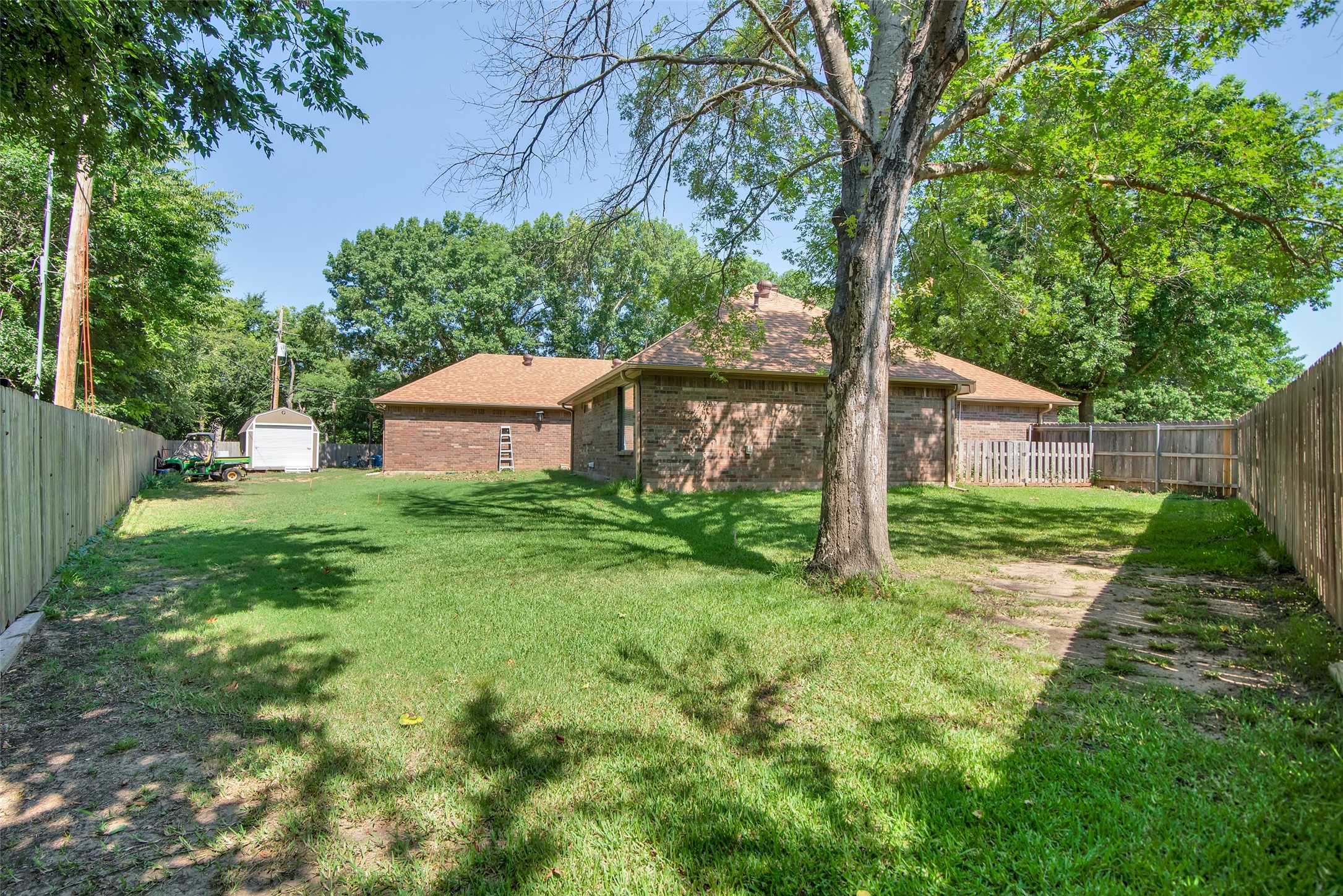 2512 Sherwood Drive Sherman TX 75092