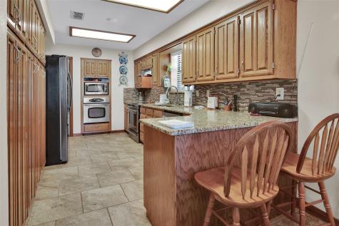 2512 Sherwood Drive Sherman TX 75092