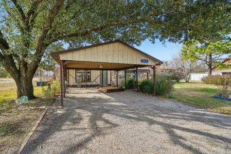 319 S Rogers Street Covington TX 76636