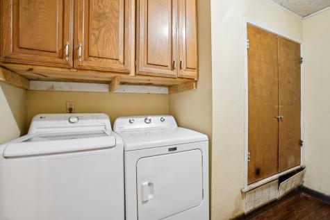 319 S Rogers Street Covington TX 76636