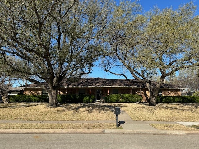 3909 Niagara Street Garland TX 75041
