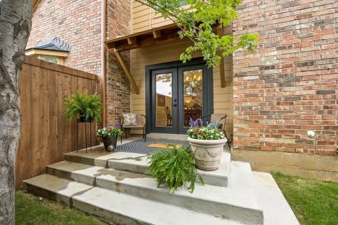 1300 Edgewood Court Carrollton TX 75007