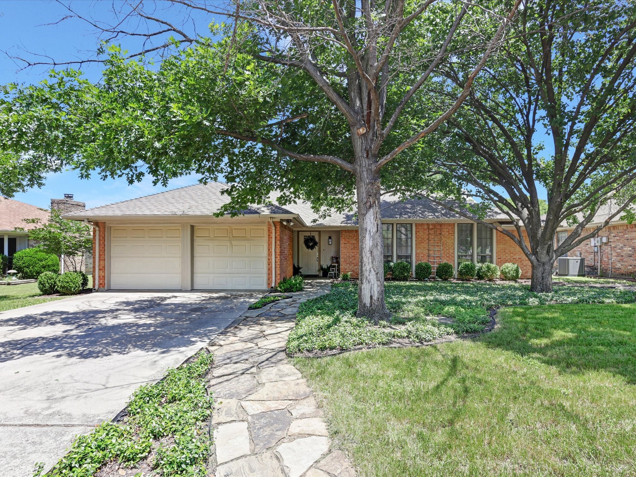 7505 Pear Tree Lane Fort Worth TX 76133