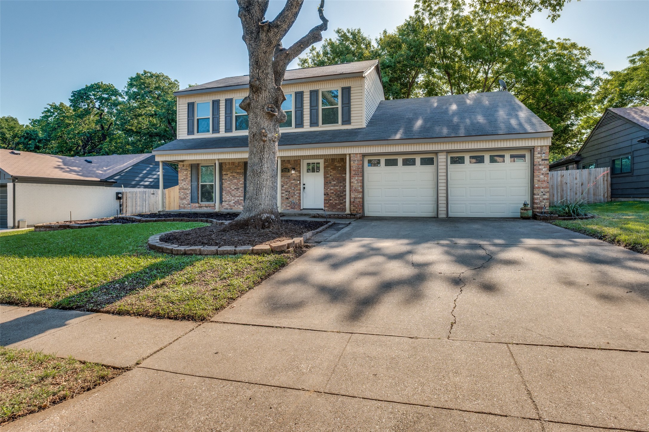1710 Chittam Drive Euless TX 76039