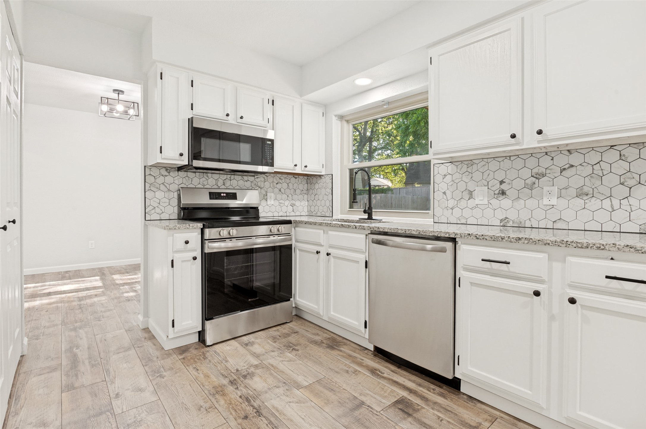 1710 Chittam Drive Euless TX 76039