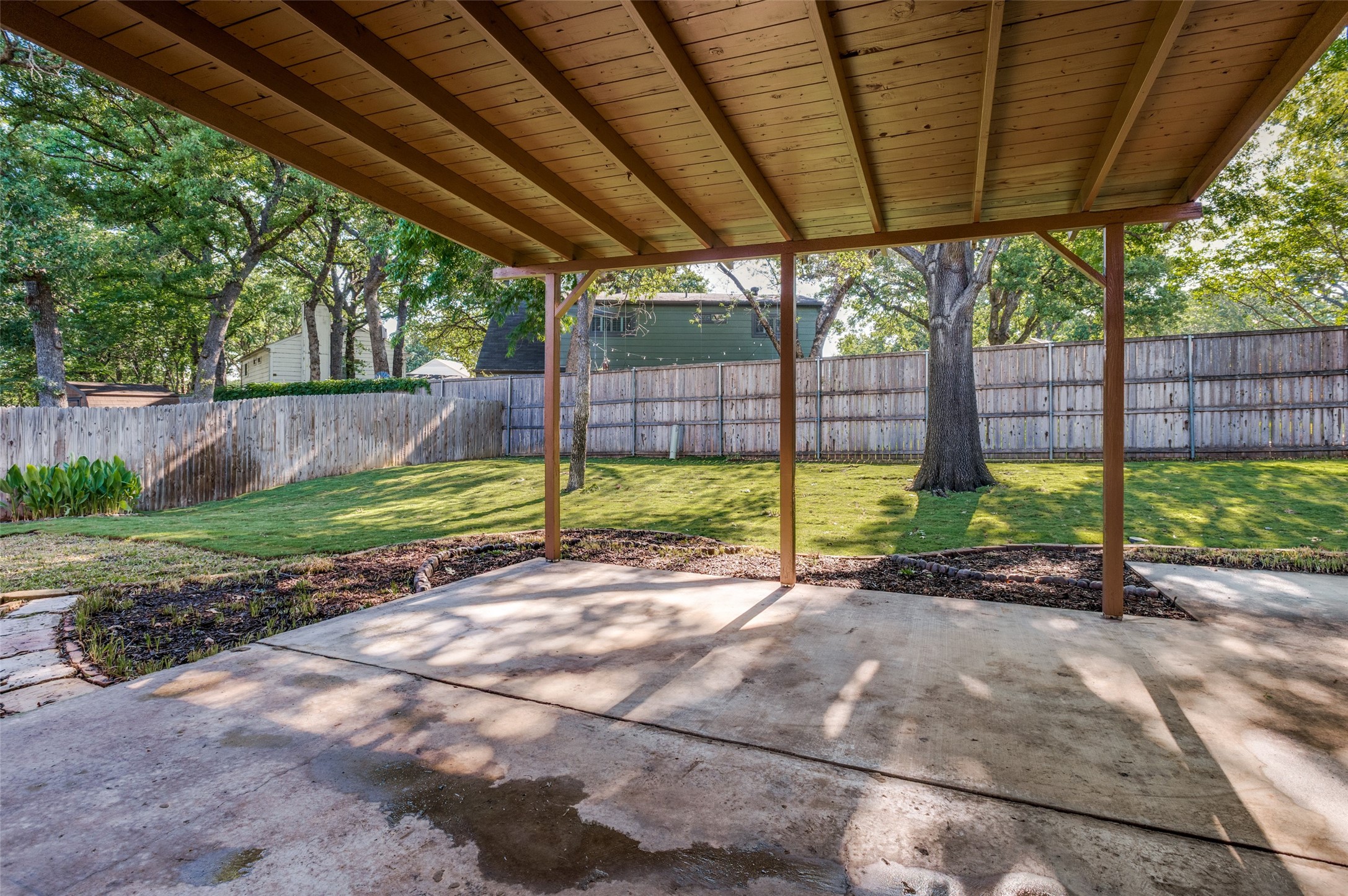 1710 Chittam Drive Euless TX 76039
