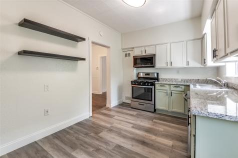 2857 W 12th Street Dallas TX 75211