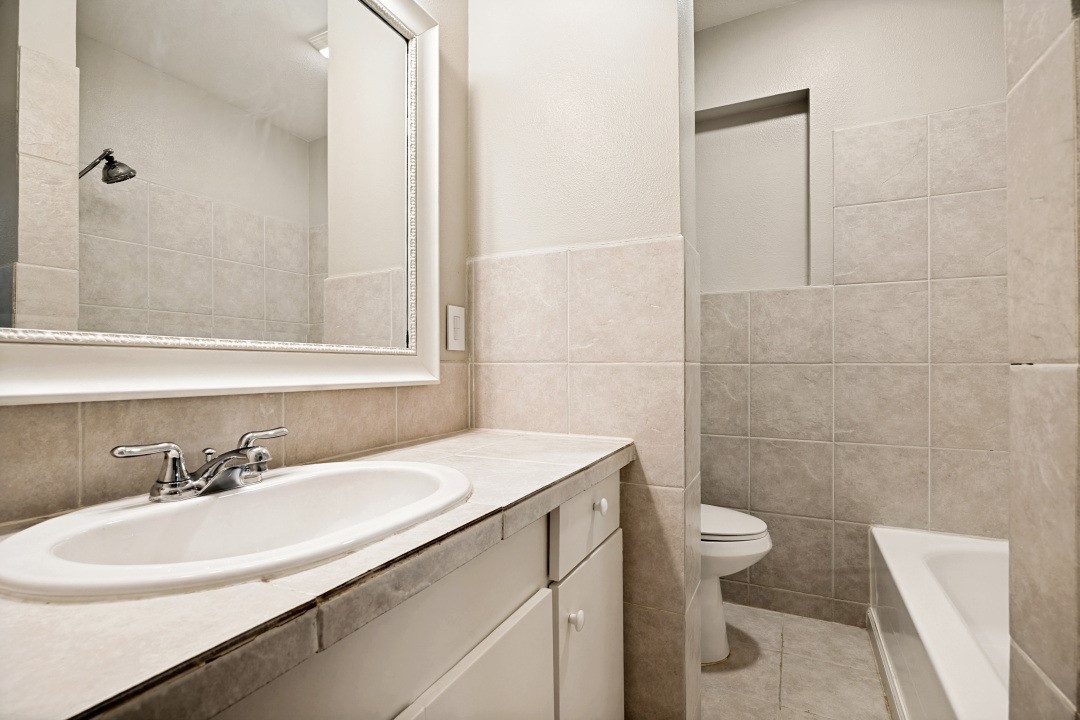 607 N Cottonwood Drive Richardson TX 75080