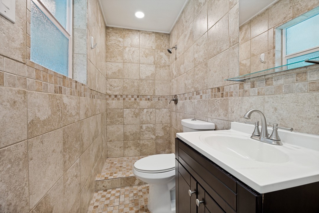 607 N Cottonwood Drive Richardson TX 75080