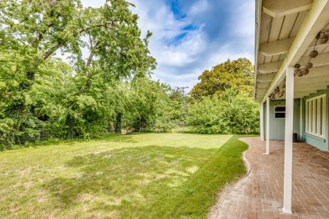 607 N Cottonwood Drive Richardson TX 75080