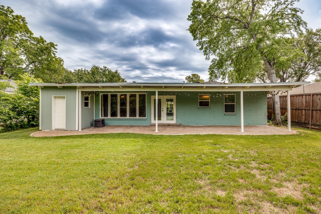 607 N Cottonwood Drive Richardson TX 75080