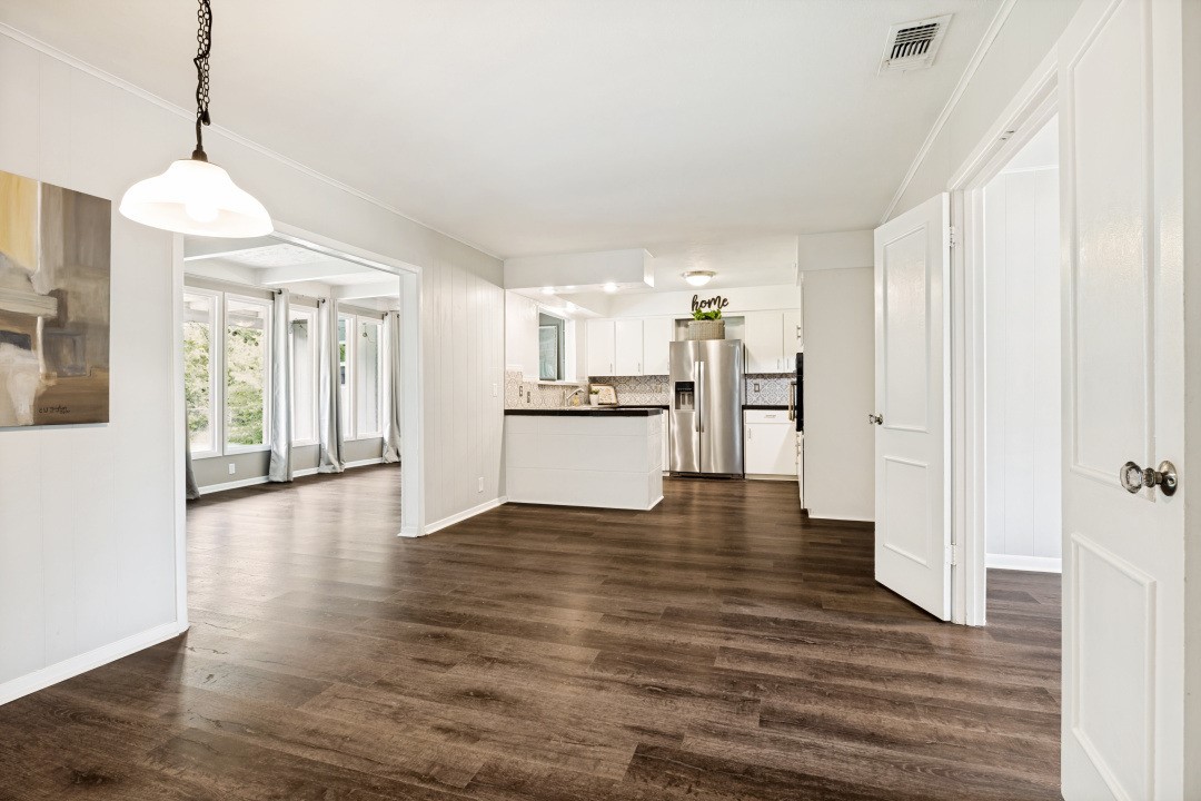 607 N Cottonwood Drive Richardson TX 75080