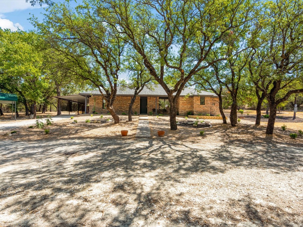 5801 Hill Country Court Lipan TX 76462