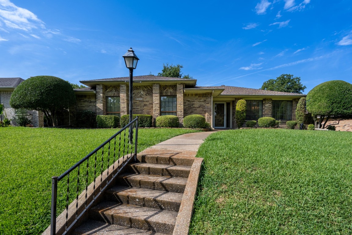 326 Biscay Drive Garland TX 75043