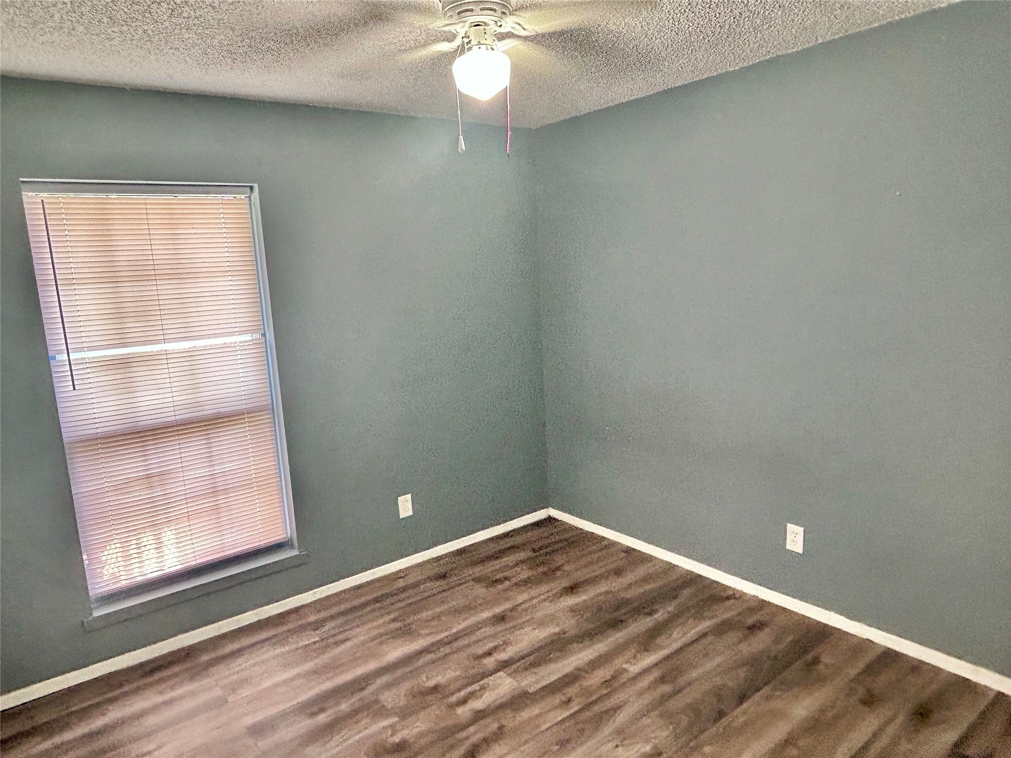 10405 Trail Avenue Dallas TX 75217