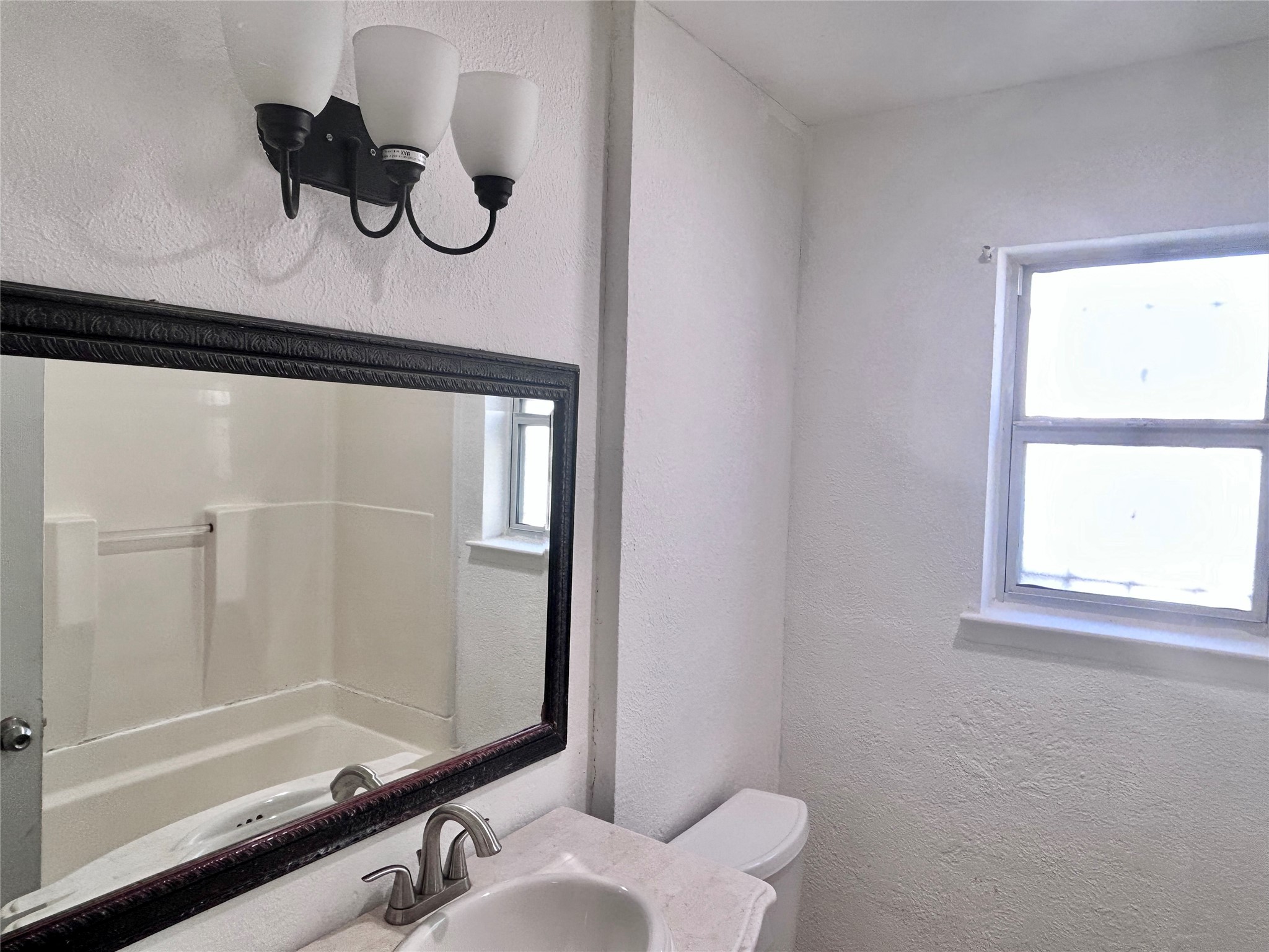 10405 Trail Avenue Dallas TX 75217