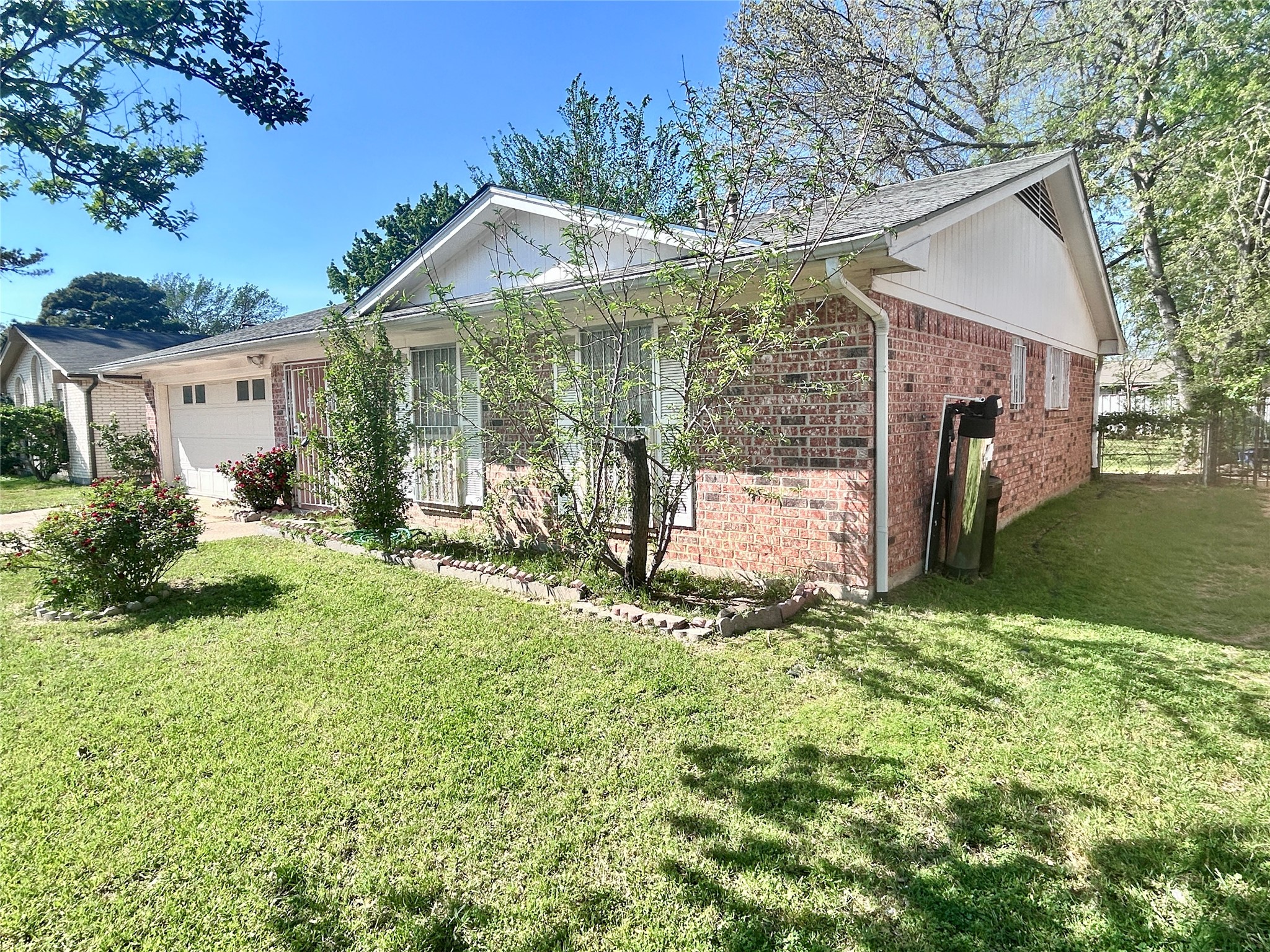 10405 Trail Avenue Dallas TX 75217