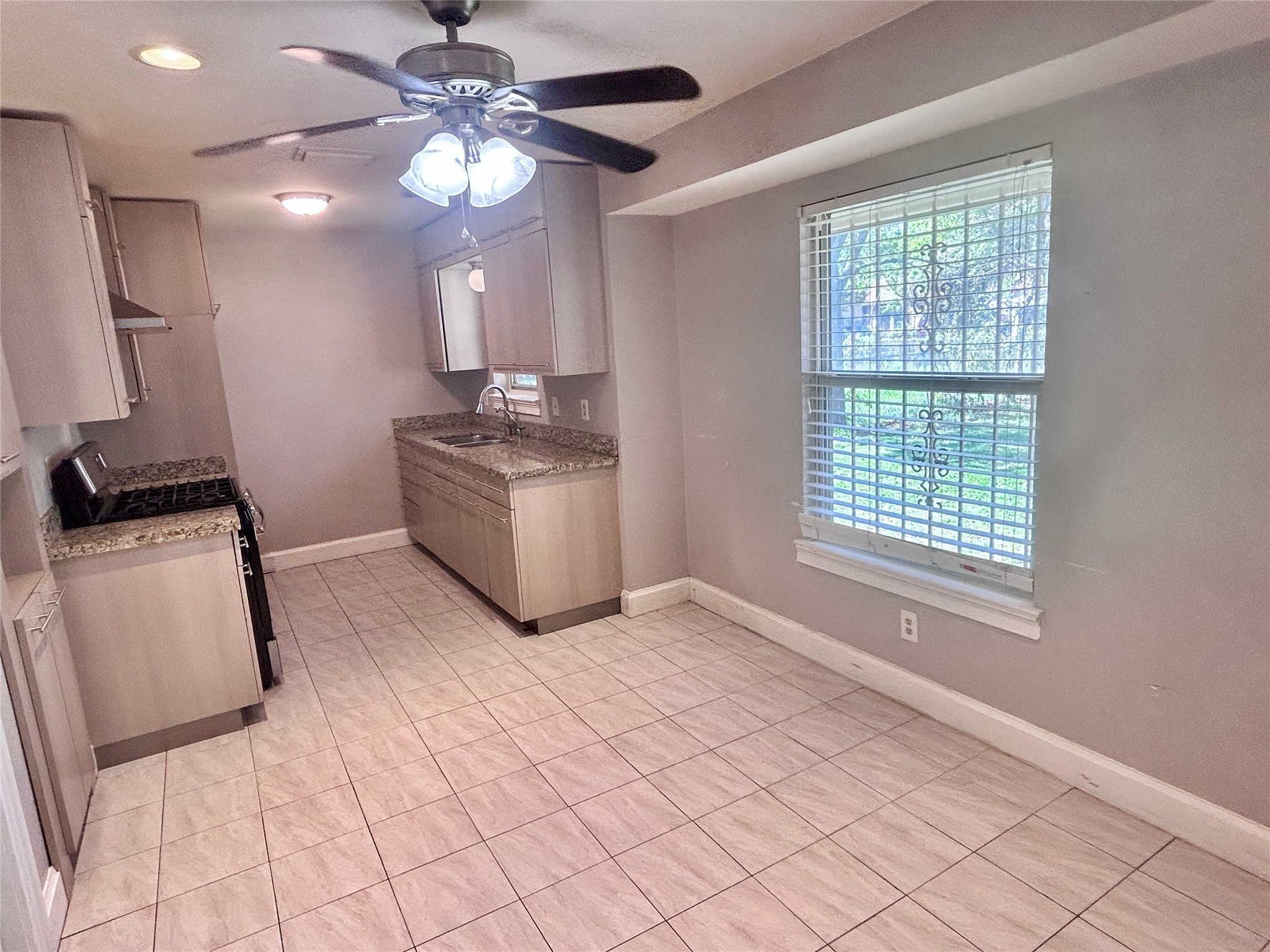 10405 Trail Avenue Dallas TX 75217