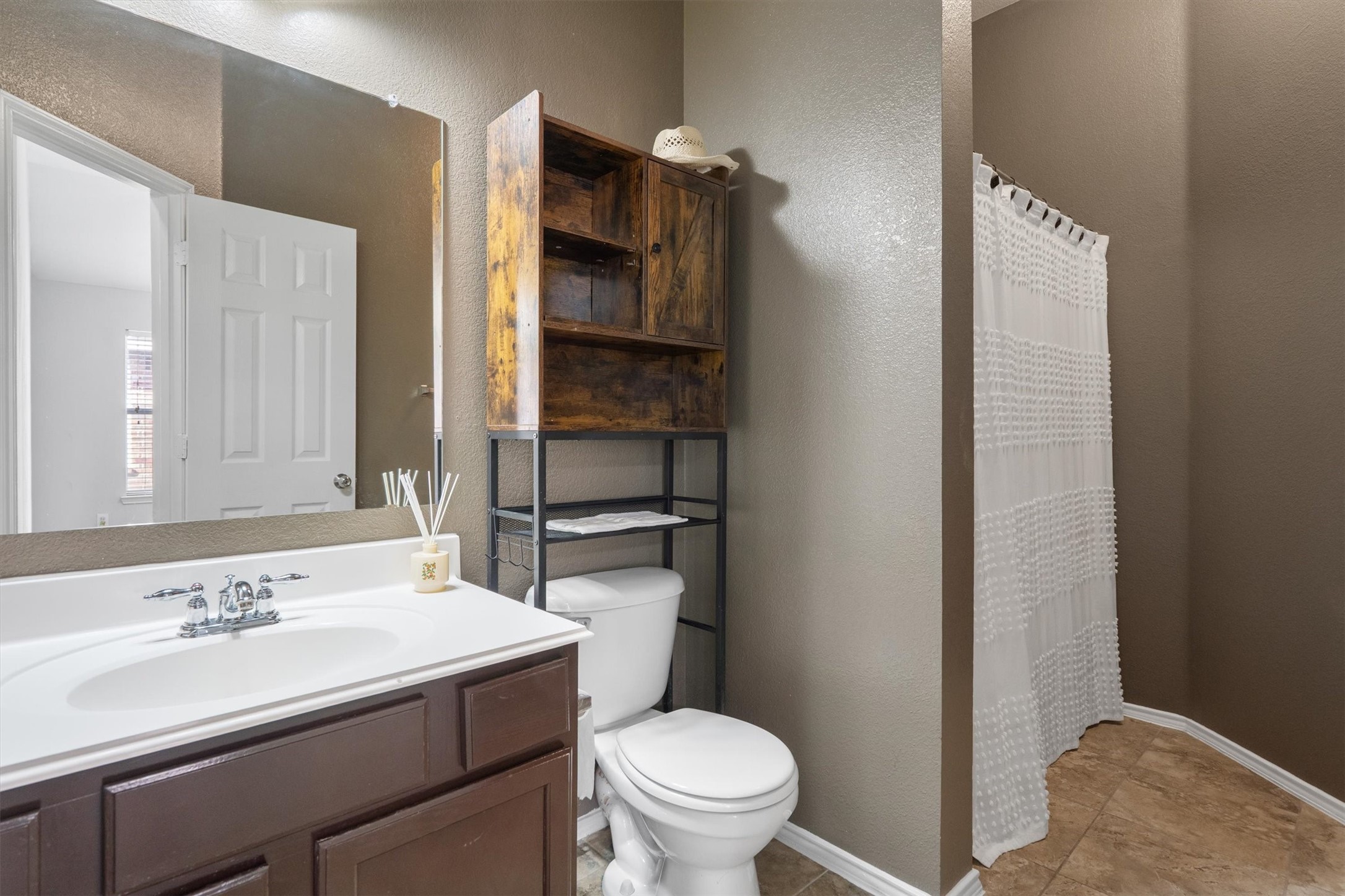 9217 Oldwest Trail Fort Worth TX 76131