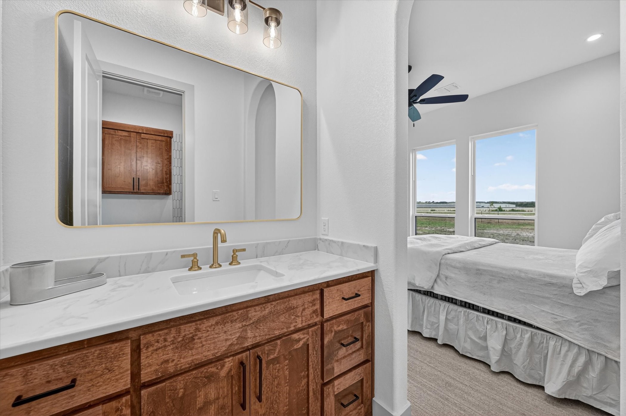 12262 Fm 1384 Justin TX 76247