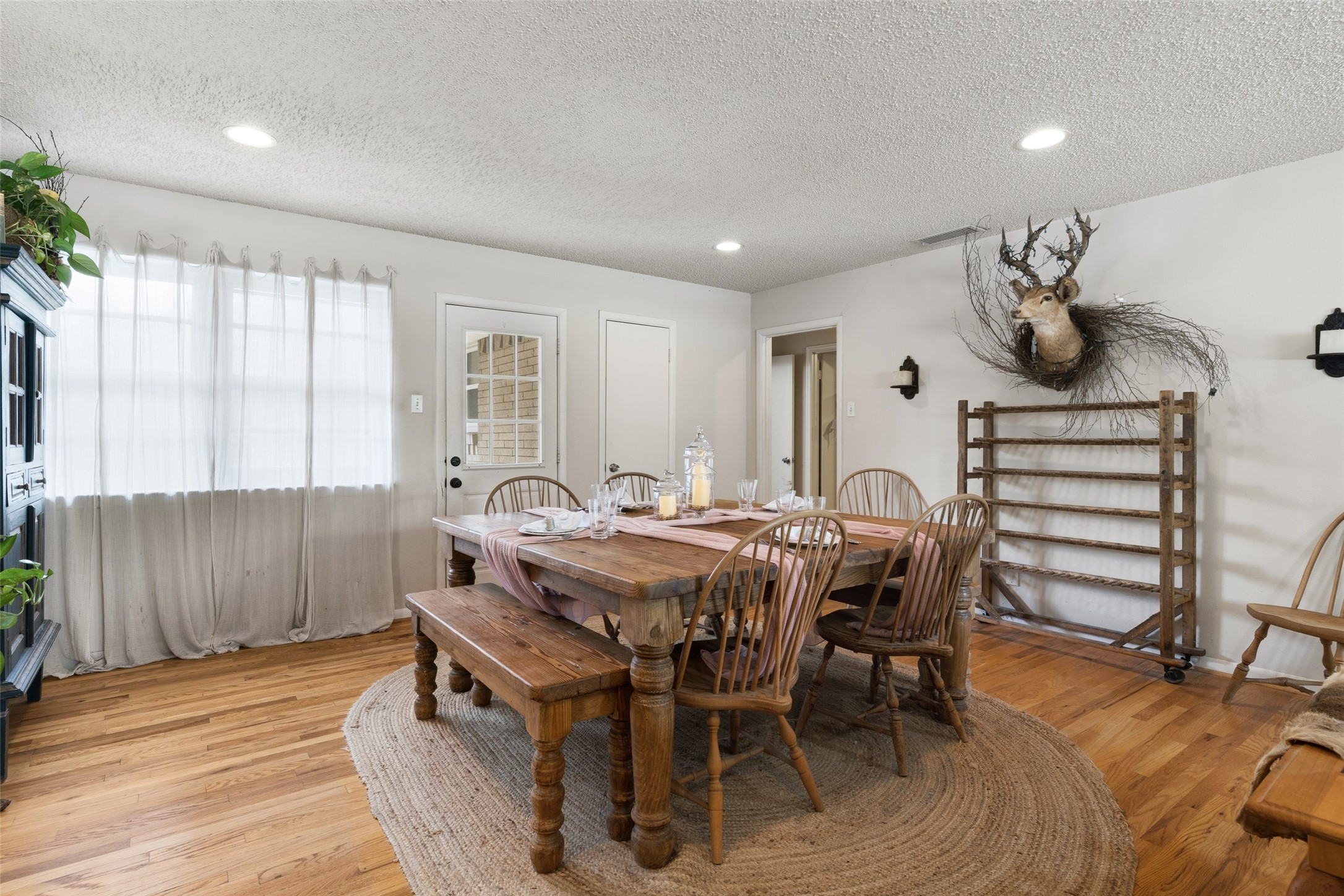 7103 Wake Forrest Drive Dallas TX 75214