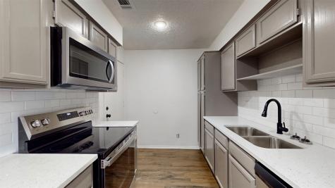 714 Bel Aire Crest Irving TX 75061