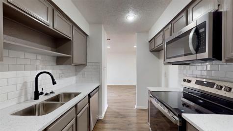 714 Bel Aire Crest Irving TX 75061