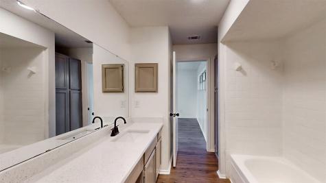 714 Bel Aire Crest Irving TX 75061