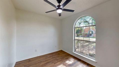 714 Bel Aire Crest Irving TX 75061