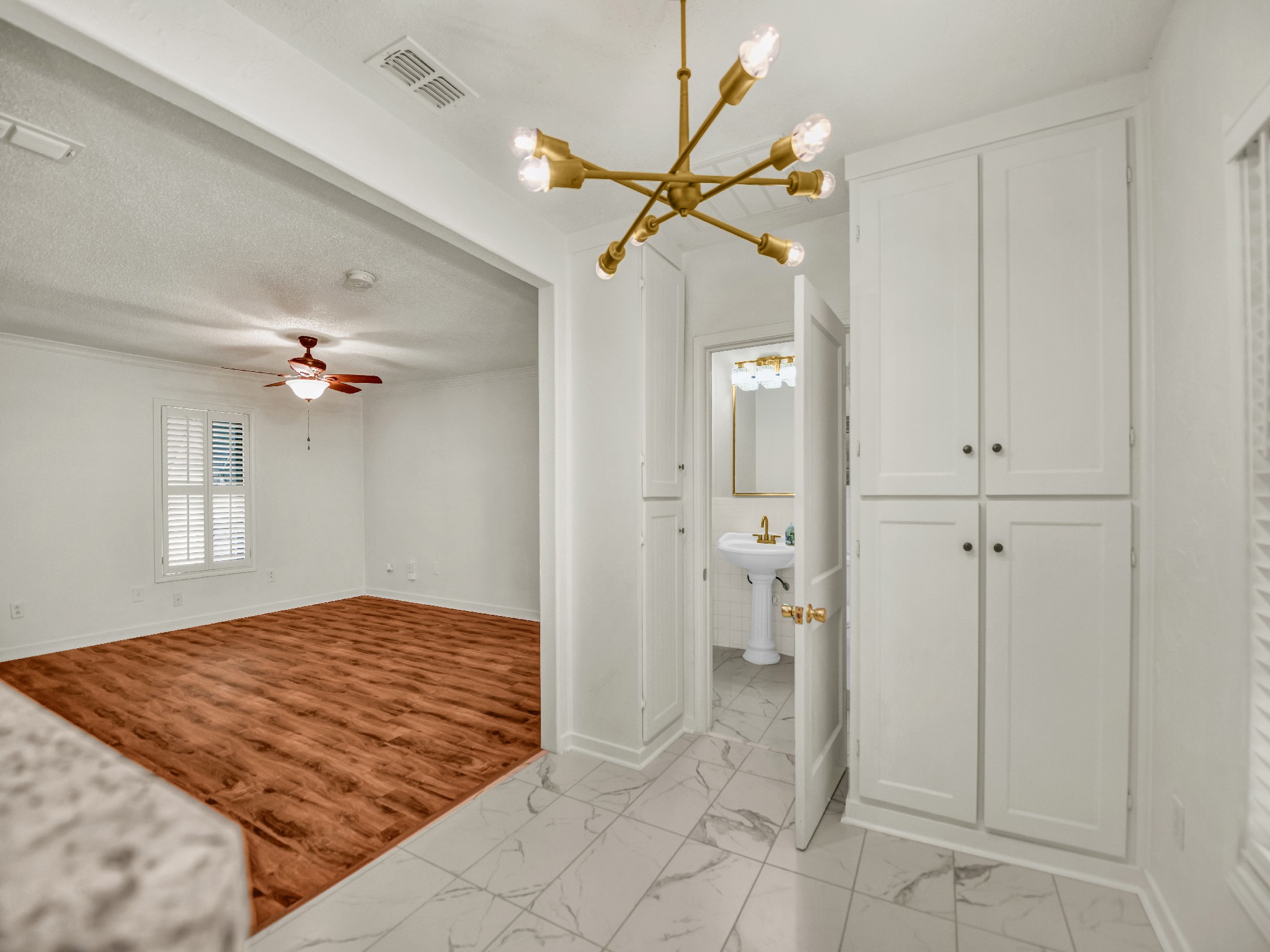 7521 Pawnee Trail Lake Worth TX 76135
