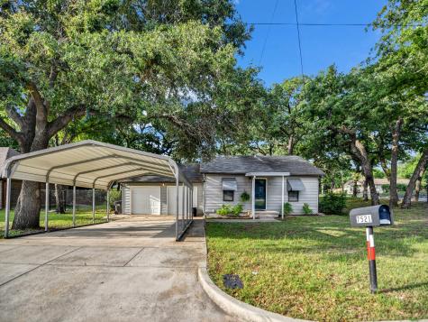 7521 Pawnee Trail Lake Worth TX 76135